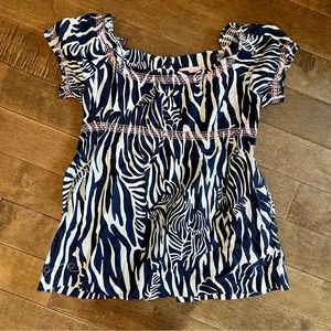 Lilly Pulitzer Girls Size 12 Navy & White Zebra Top